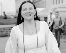Презентация сборника украинских песен Нины Матвиенко