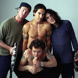 Red Hot Chili Peppers показали новый клип Look Around