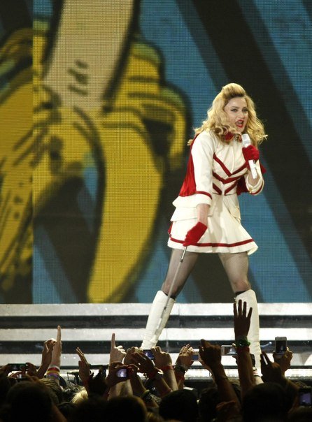 Фото с концерта Мадонны в Киеве
